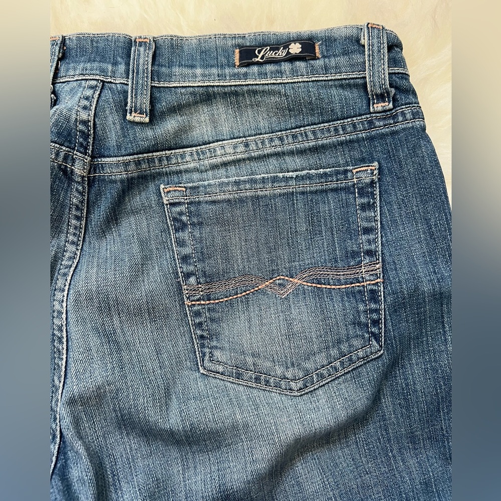 Lucky Brand blue jeans mid rise straight leg sz 10